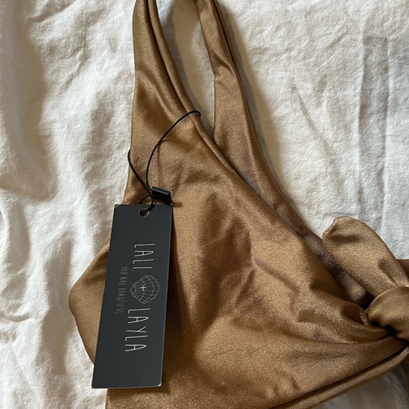 BNWT Lali & Layla One-Piece Swimsuit - Picture 4 of 9